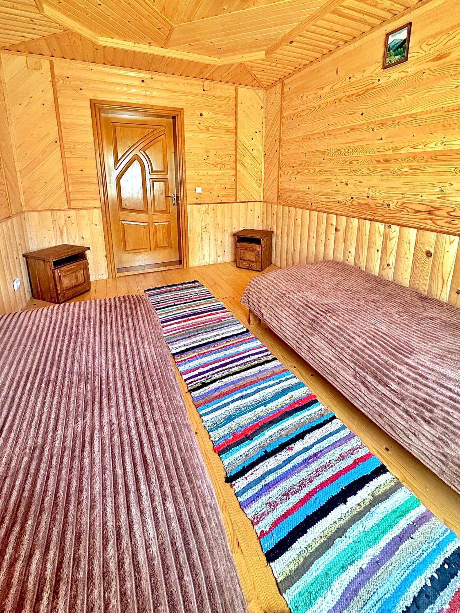 Вершина Карпат Hotel Krasnik ภายนอก รูปภาพ